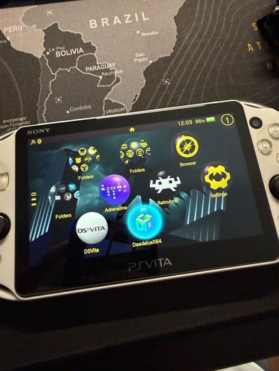 Modded Playstation vita + 256gb sd card