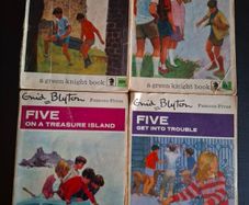 Famous Five Vintage Bundle