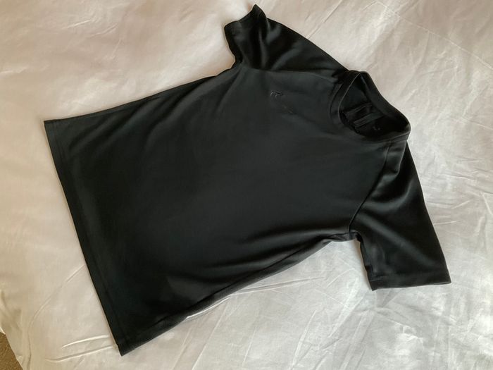 Boys Nike dri-fit black top t shirt 9 10