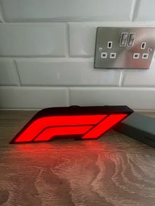 F1 desktop light