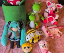 plush character toys, nintendo fnaf minecraft hatsune miku, lot or individual