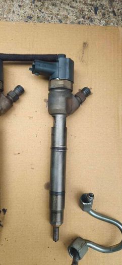 hyundai i30 2012-16 1.6crdi injectors