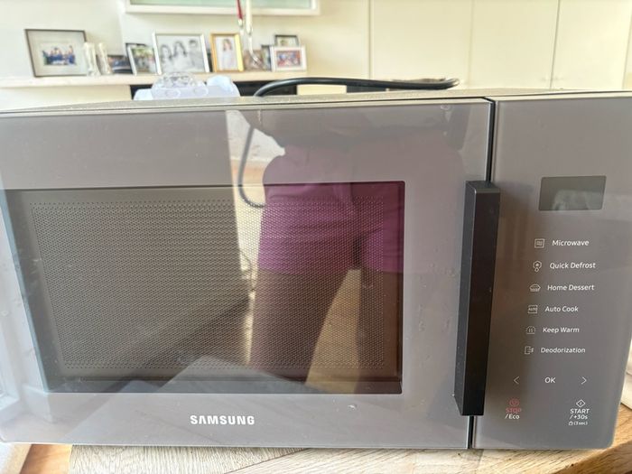 Samsung Microwave MS23T5018AC