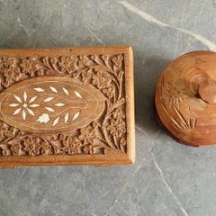 Vintage carved inlay jewellery box