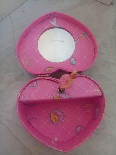 Girls trinket box