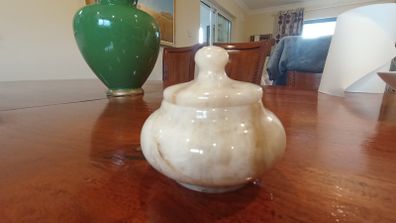 Onyx trinket box