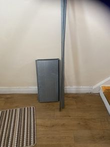 shelving four shelves needs screws