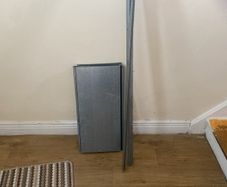 shelving four shelves needs screws