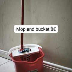 Mop and bucket set