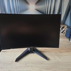 Monitor 27