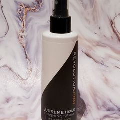 Revolution Pro Supreme Matte Finishing Spray - New