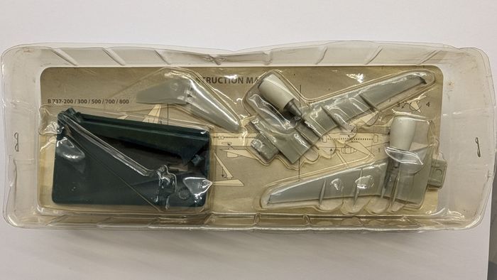U.S. Airways "Philadelphia Eagles" 1:200 scale model airplane, Airbus A319 aircraft, NEW