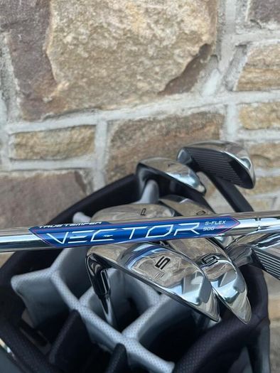 Callaway Elyte 4-AW (8 irons set)