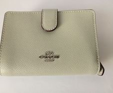 New Coach Medium Wallet