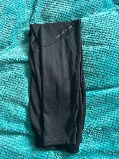 Under Armour Black Tracksuit Pants Size Small  Very Good Condition