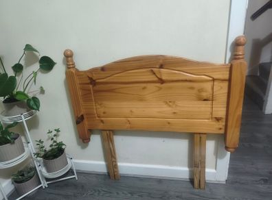 Pine wooden head board in great condition