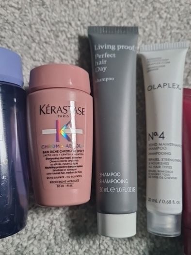 travel size Kerastase Resistance, including the Bain Force Architecte shampoo and Masque Force Architecte reconstructing mask and Ciment Thermique 50ml