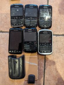 Blackberry Phone Bundle (NOT TESTED)