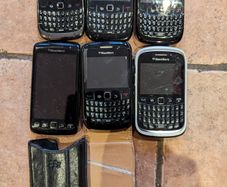 Blackberry Phone Bundle (NOT TESTED)