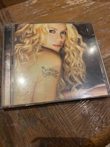 Shakira - Laundry Service: Washed And Dried (CD+_DVD Limited Edition)