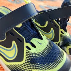 Nike baby runners EU21