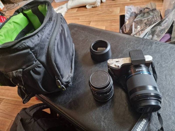 Samsung NX300