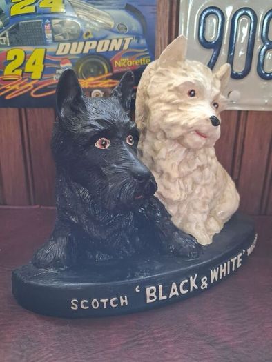 pub memorabilia