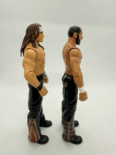 wwe 2 man Band Jinder Mahal & Drew McIntyre action figure