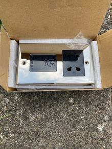 shaver socket