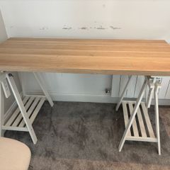 Work desk