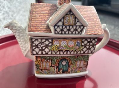 Sadler English Country Cottage - Ivy House Teapot