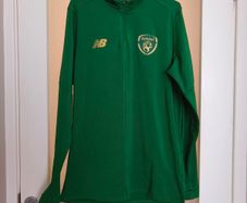 Retro New Balance Republic of Ireland 2019-2020 training top