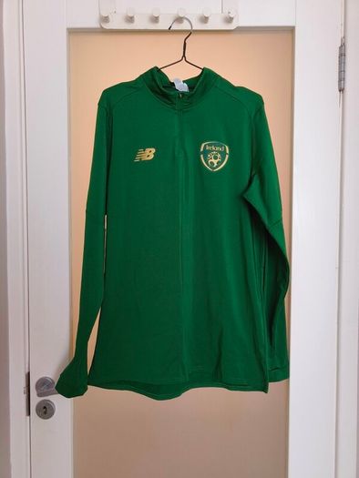 Retro New Balance Republic of Ireland 2019-2020 training top