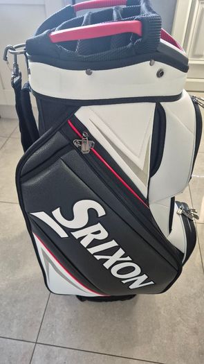 Mizuno JPX 923 Hot Metal irons and Sirxon Bag
