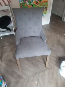 chairs and table 1metre