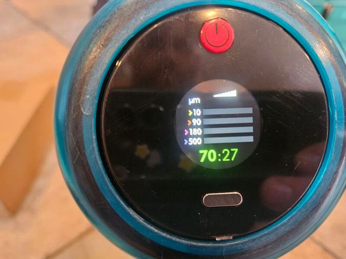 Dyson 5 gen with 2 Batteries