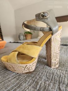 River Island sandals