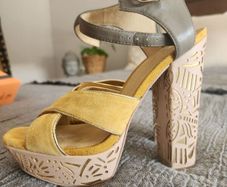 River Island sandals