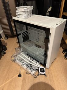 corsair case + Cooler