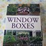 set of gardening books Image 5
