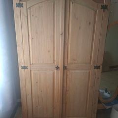 wardrobe