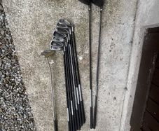 Full set of Golf Clubs