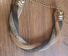 Elegant bracelet