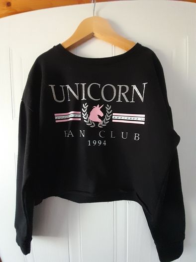 3 girls jumpers