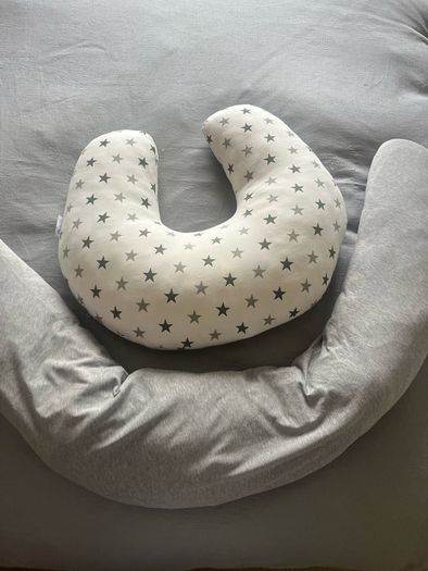 pregnancy and feeding pillows