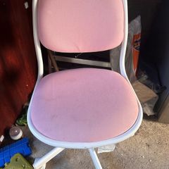 Kids desk chair
