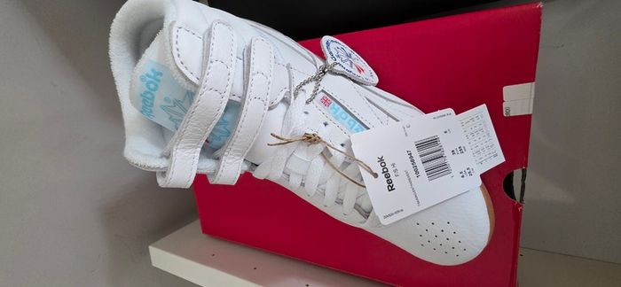 Shoe