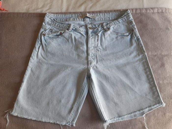ladies shorts size 14