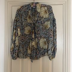 Morris and Co blouse
