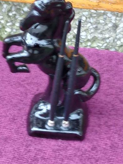 Vintage Black Glossy Horse with 2 Pens